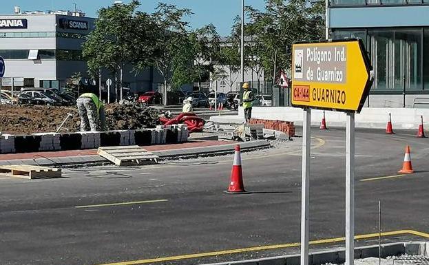Obras Públicas quiere abrir en 20 días el nuevo vial de acceso al polígono de Morero