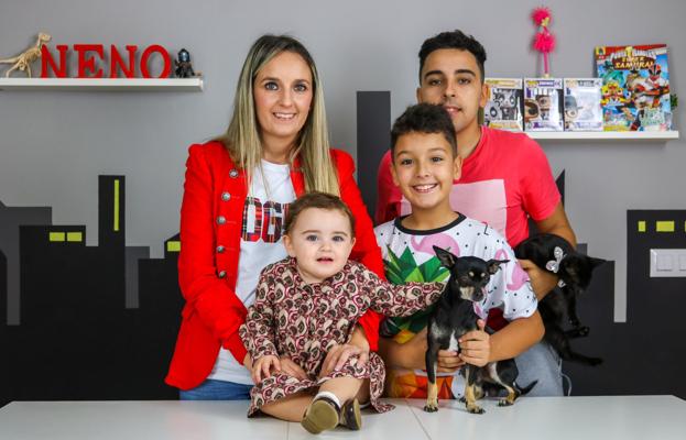 La 'Neno Family' conquista YouTube desde Santa María de Cayón