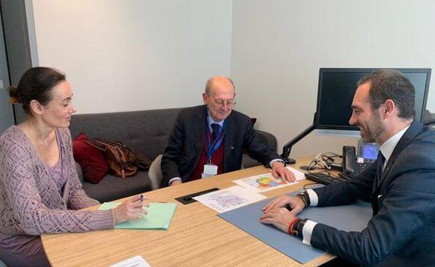 Bauzá (Cs) culpa a Revilla de haber «aislado a Cantabria del Corredor Atlántico»