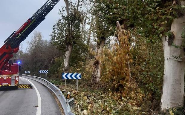 El temporal deja rachas de viento de 146 kilómetros por hora y complica algún aterrizaje en el Seve Ballesteros