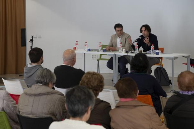 Los vecinos de Guarnizo se rebelan contra la línea de Alta Tensión