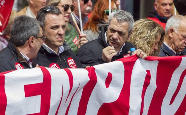 CCOO y UGT se concentrarán en Santander contra la sentencia «que avala el despido por enfermedad»