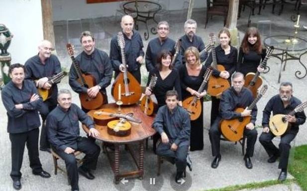 La Agrupación Musical Albéniz interpreta su música para la Fundación Vicente Ferrer