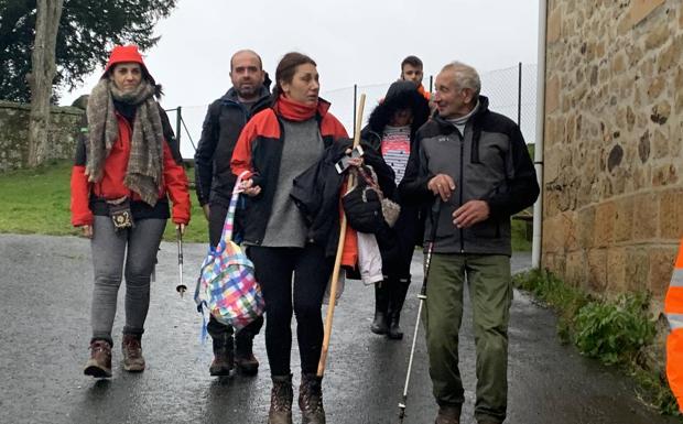 «Es más fácil aparecer en Cádiz que en el bosque donde ha desaparecido Roberto»