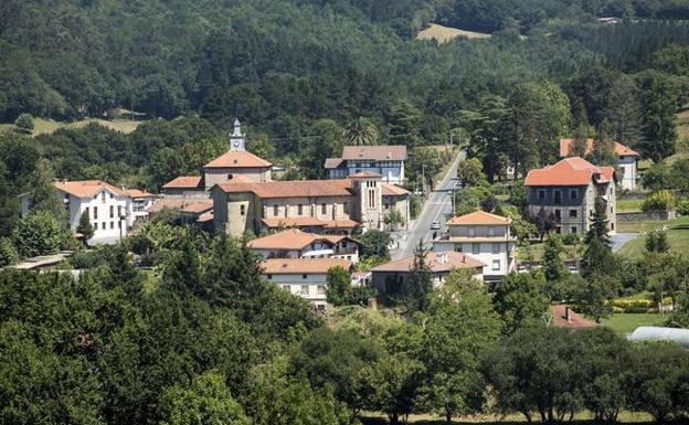 Valle de Villaverde recoge las quejas vecinales sobre Sanidad para remitírselas al Gobierno