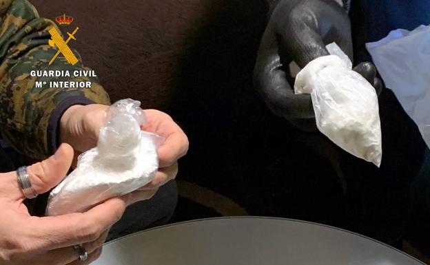 Desarticulado otro grupo de narcos en Cantabria con un kilo de cocaína en una caja de zapatos