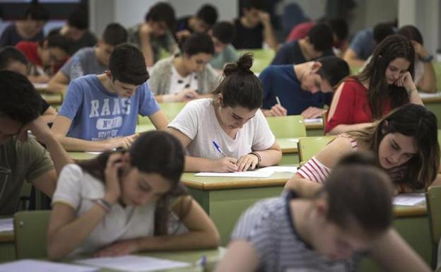 Los estudiantes cántabros están al nivel de los suizos en Matemáticas y de los austriacos en Ciencias