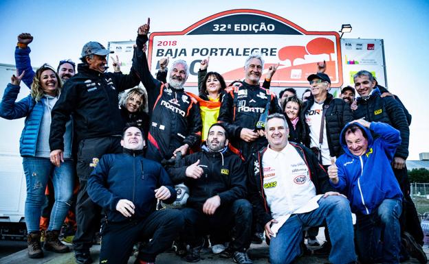 La FIA entrega a José Luis Peña su título de campeón del mundo