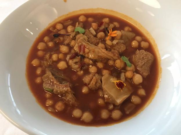 El Real Club Marítimo de Santander, una gran cocina con las mejores vistas de la bahía