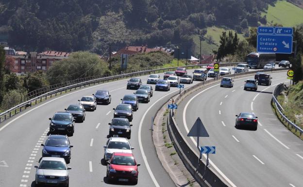 La autovía A-8 se cortará al tráfico en Castro esta noche y mañana por la noche por labores de mantenimiento