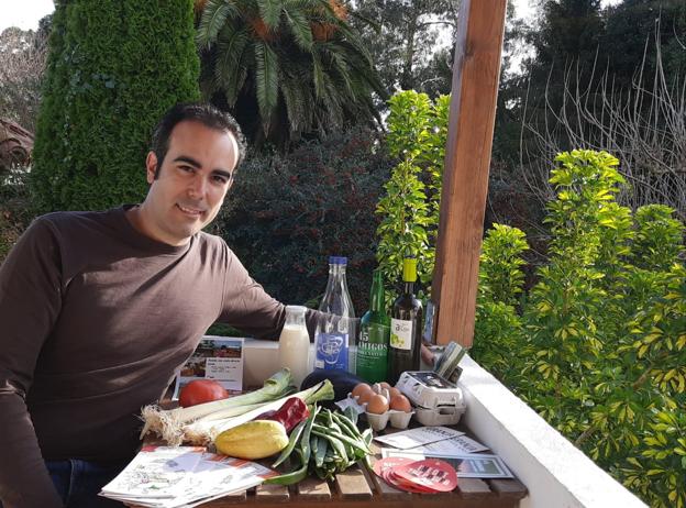«Una de las zonas con vacío de granjas en la red es Castro»