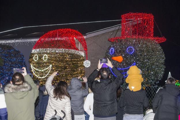 La Navidad se enciende en Parbayón