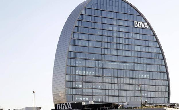 BBVA asume un impacto de 1.350 millones por la debilidad de su negocio en EE UU