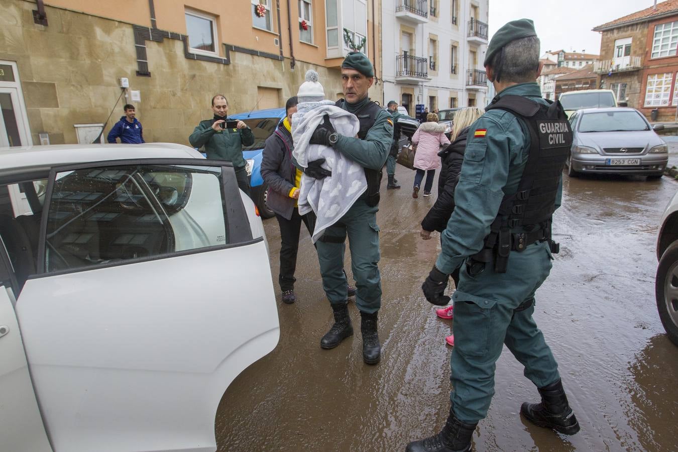 Las imágenes más impactantes de la riada de Reinosa