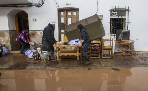 La línea férrea entre Lantueno y Reinosa estará cortada varios días