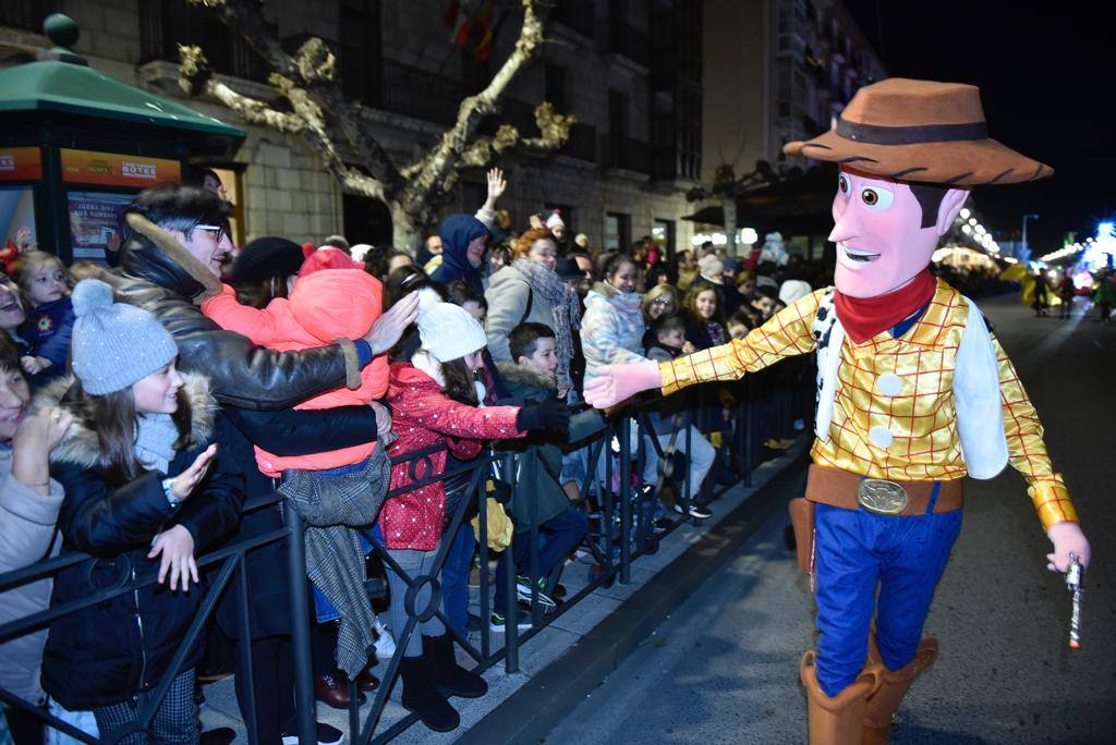 Miles de personas han disfrutado de la Cabalgata de Santander