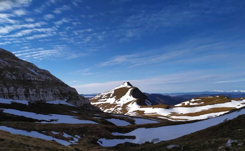 Una ascensión invernal con un guía profesional: lecciones para un montañero novato