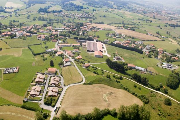 Santillana mejorará el abastecimiento de agua en Queveda, Viveda y Mijares