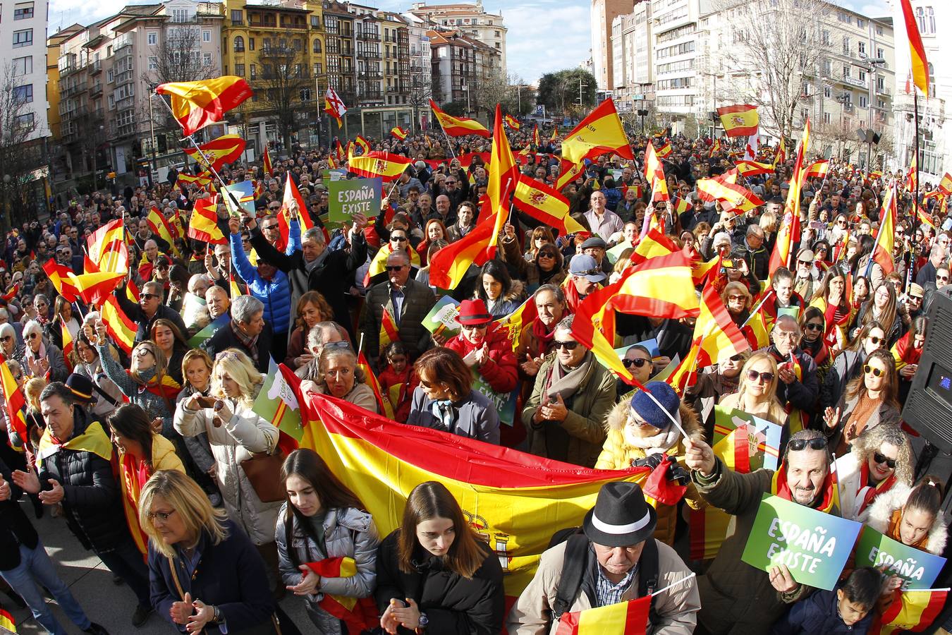 Vox reúne en Santander a 500 personas en defensa de «la soberanía del pueblo Español»