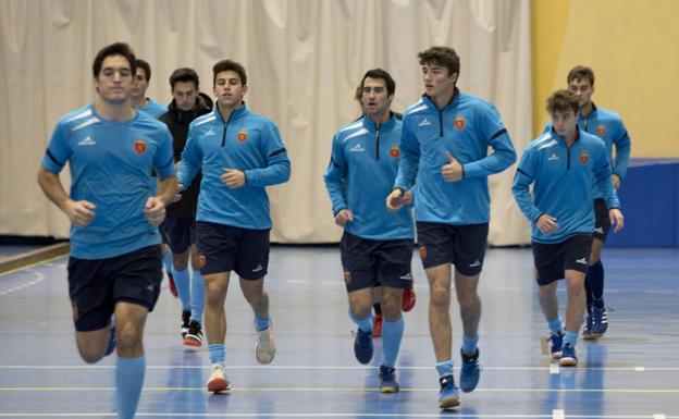 España entrena ya en Santander para preparar el Europeo de hockey sala