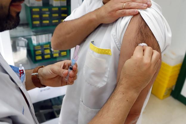 La gripe se cobra el primer fallecimiento en Cantabria y eleva los ingresos a 57