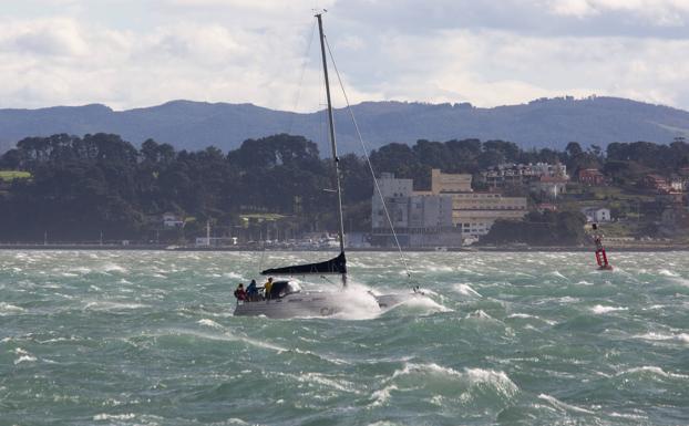 La borrasca 'Gloria' activa hoy las alertas en Cantabria