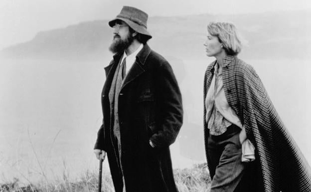 'Carrington', una extraña historia de amor platónico