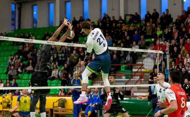 El Textil desperdicia su ventaja ante el Vecindario y deja escapar la victoria