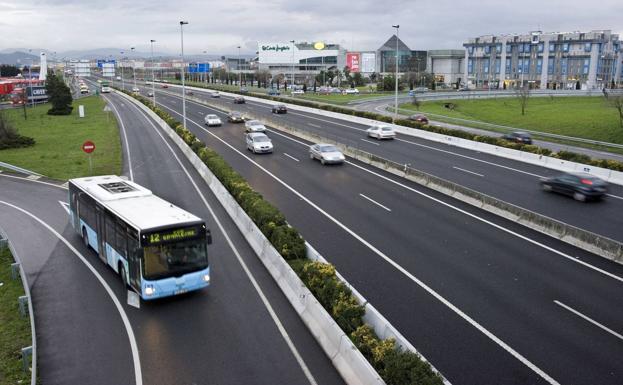 Unidas por Santander pide que se refuerce el transporte público en Nueva Montaña