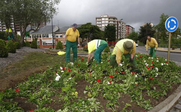 Torrelavega abre inscripción para tres bolsas de empleo en el Serca