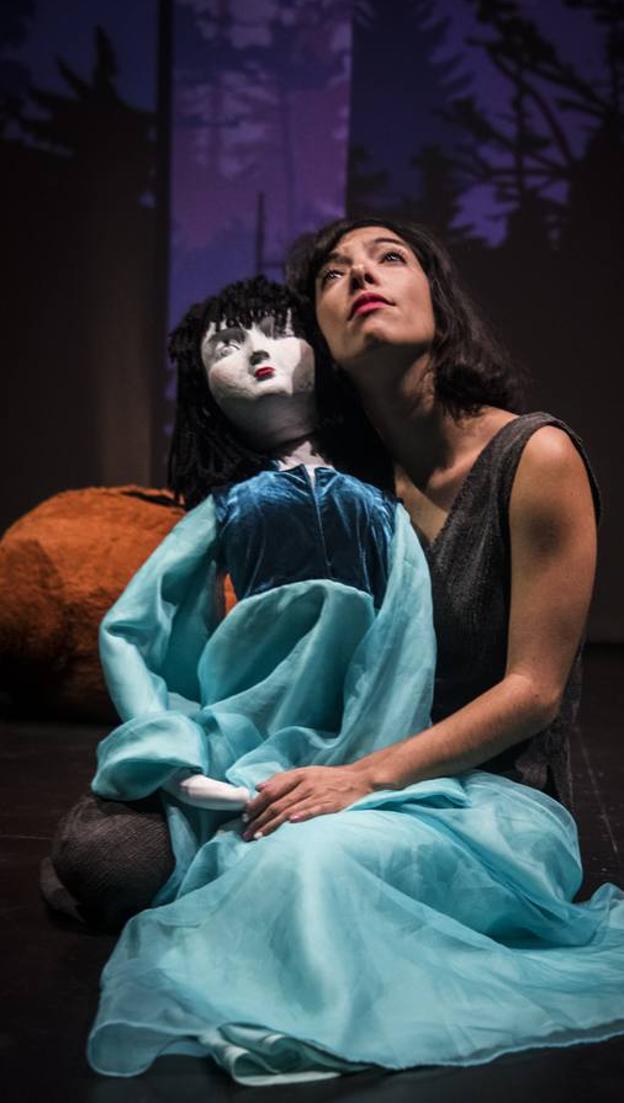 «En el teatro infantil ya no hay buenos ni malos como en los cuentos de antes»