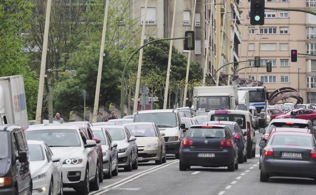 El concejal de Vox, en contra de que se restrinja al tráfico una zona de Santander