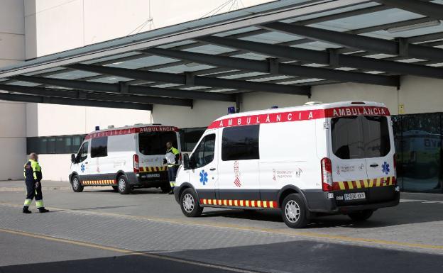 Herida muy grave una joven tras ser rociada con alcohol y quemada en Valencia