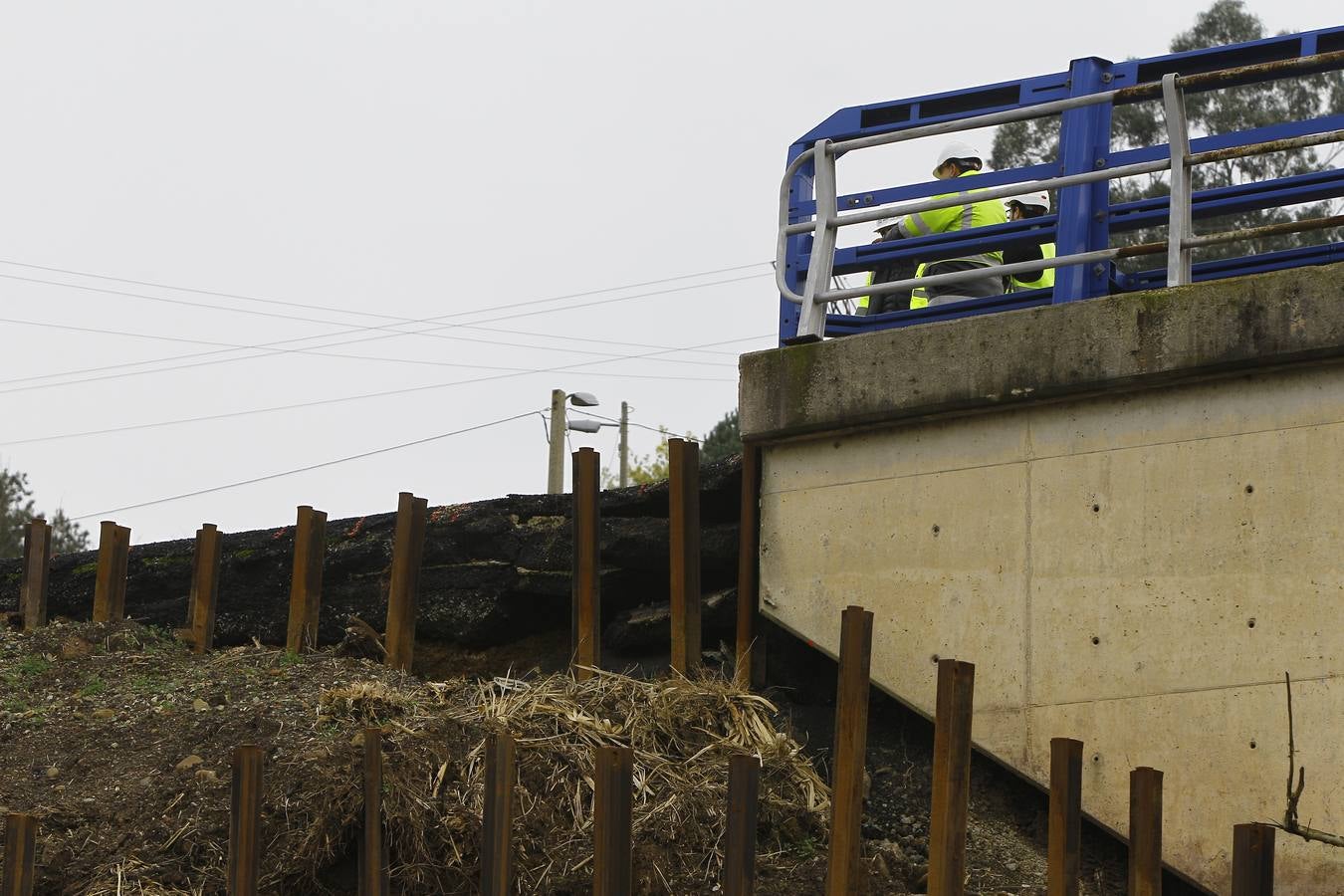 Retenciones por las obras en la A-67 en Barreda