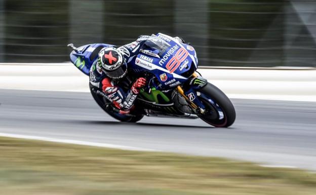 Jorge Lorenzo vuelve a Yamaha como piloto de pruebas