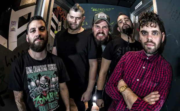 El grupo de rock y metal Sinaia actúa este viernes en la Sala Black Bird de Santander