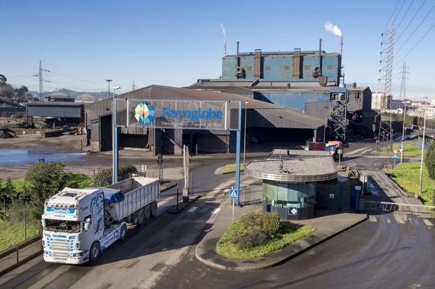 Ferroatlántica aplicará su ERTE de forma «simbólica» tras el acuerdo con el comité