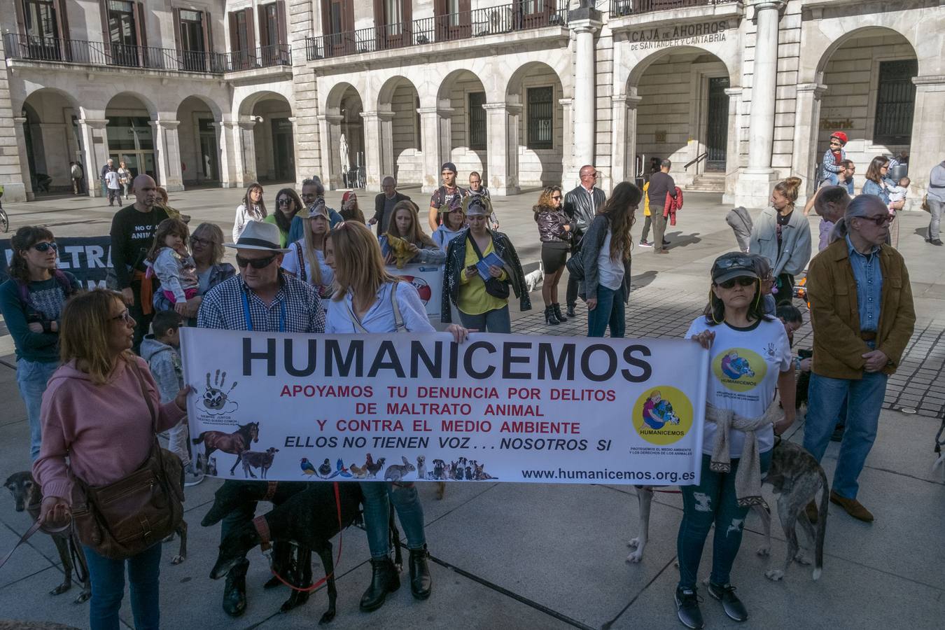 Protesta de la Plataforma 'No a la caza' en Santander