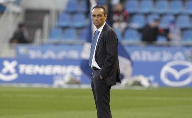 José Luis Oltra se hace cargo del banquillo del Racing hasta final de temporada
