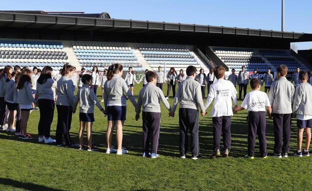 Medio millar niños participa en Torrelavega en Olimpiadas Escolares