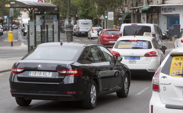 El Gobierno de Cantabria trabaja en la regulación de los Vehículos de Transporte con Conductor