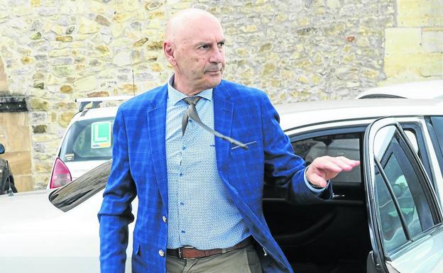 Echevarría asume su relevo en la Delegación de Gobierno «con absoluta normalidad»