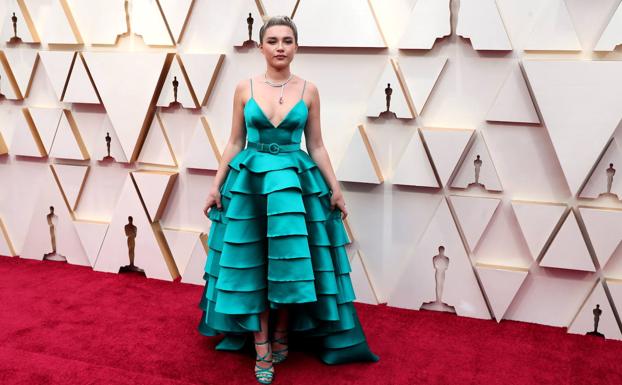 Florence Pugh, la 'mujercita' de los colores brillantes y los vestidos voluminosos