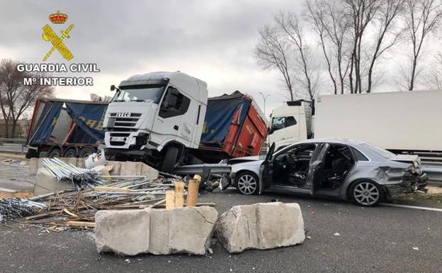 Detenido un camionero por conducir ebrio y provocar un accidente de tráfico en Guadalajara