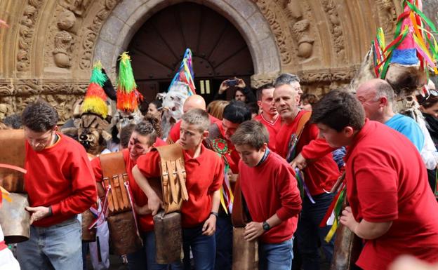 Piasca se sube a la fiesta de su Carnaval