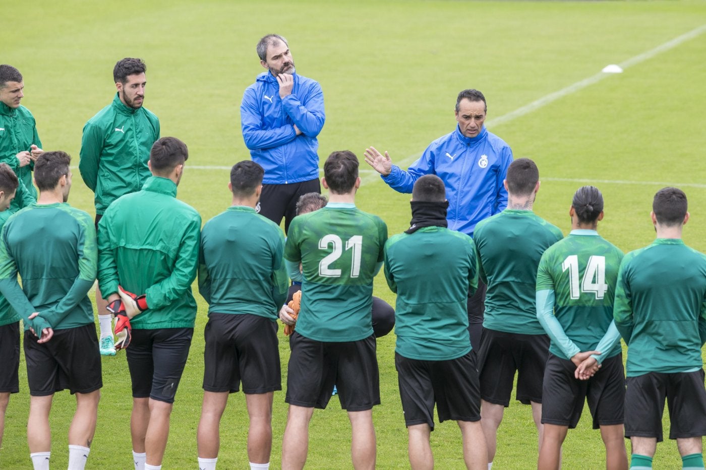 Dos equipos en plena lucha por salir del pozo