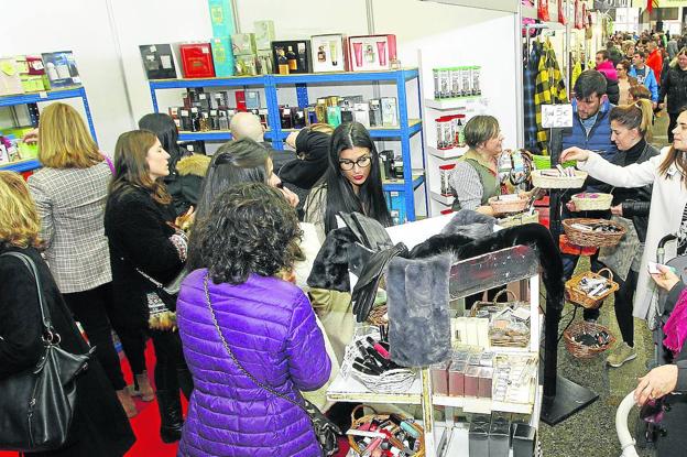 La Feria del Stock de invierno de Torrelavega, más floja en ventas que la del verano