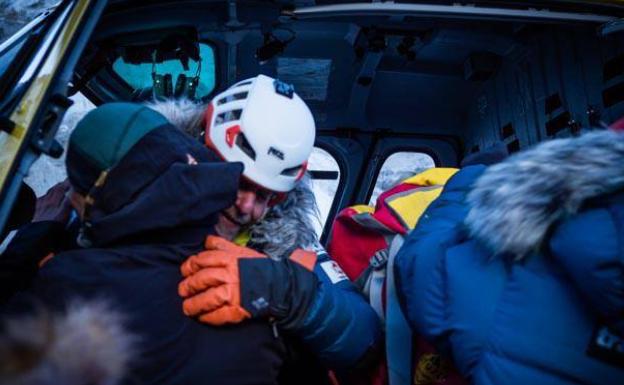 Txikon, en la expedición invernal al Everest