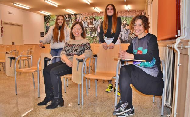 Los alumnos del IES María Telo se doctoran en las oportunidades que ofrece la UE