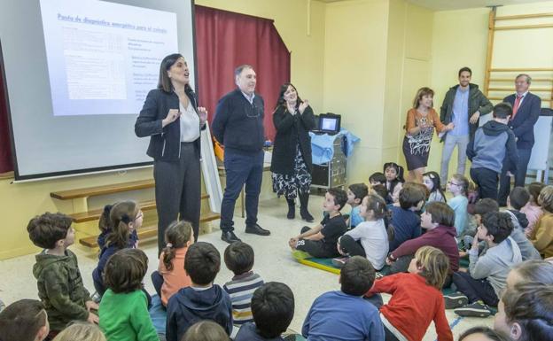 La alcaldesa desmiente a Nalda y niega que la OLA de El Sardinero se vaya a implantar esta legislatura